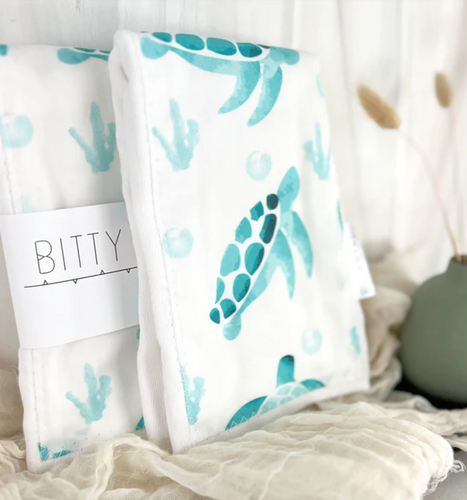 MADE IN HAWAII Burp Cloth - Watercolor Honus (Turtles)