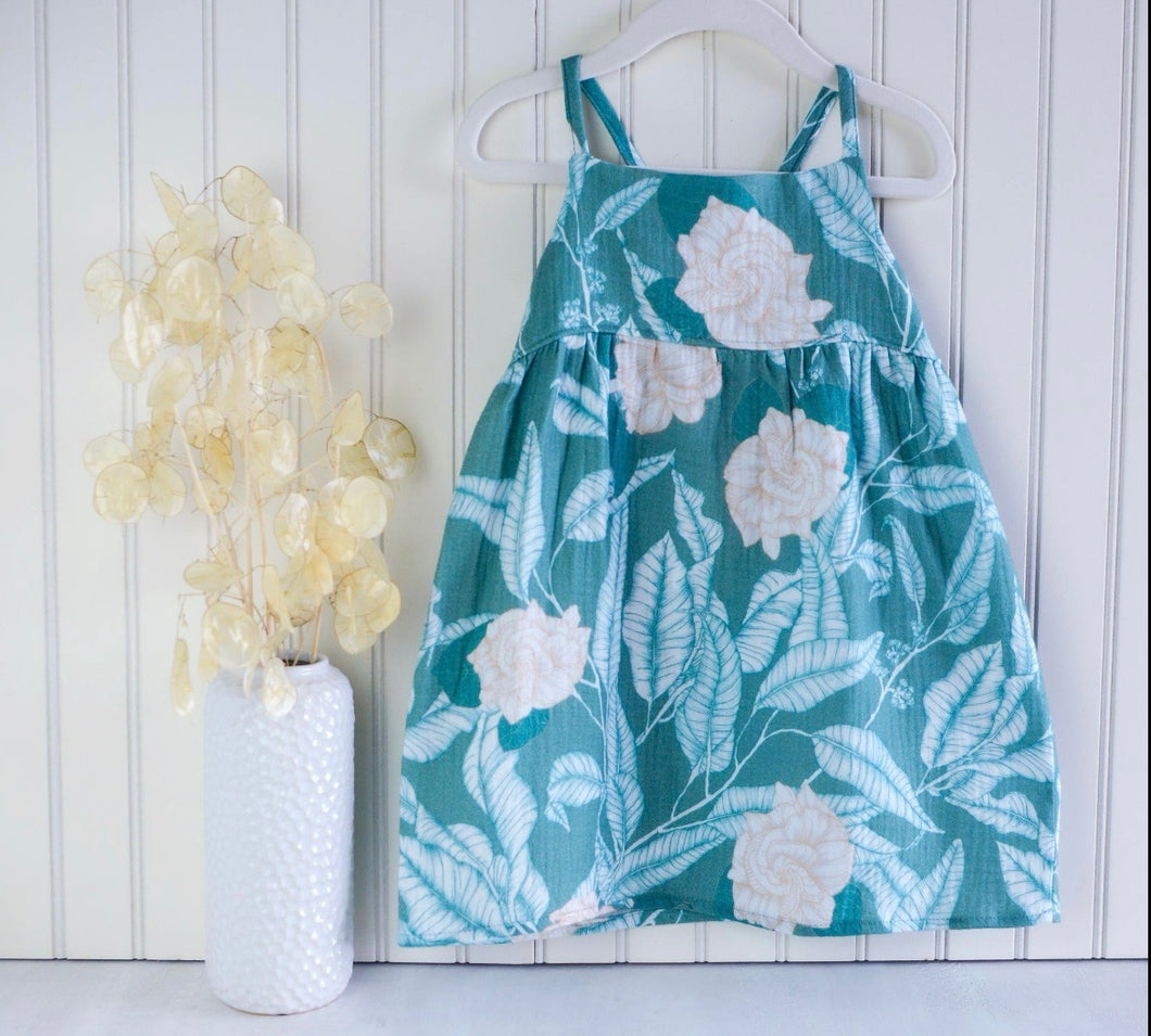 MADE IN HAWAII Dress in Jade Gardenia