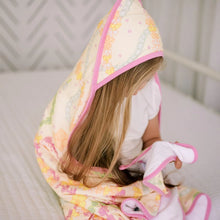 Lei Day in Sand Hooded Towel and Wash Cloth Set