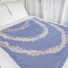 Lei Pua Kenikeni Aloha Hawaiian Bamboo and Cotton blend Quilt