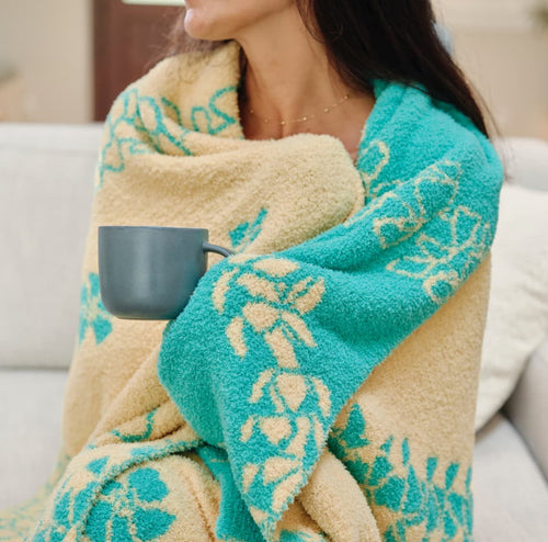 Puakenikeni Bliss Blanket 56x78
