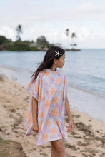 Designed in Hawai'i - Leopard Sands Roll Up Poncho Towel