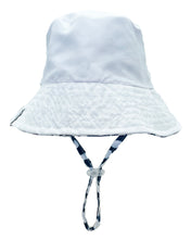 8-14Yrs - REVERSIBLE Suns Out Bucket Hat in Kelp