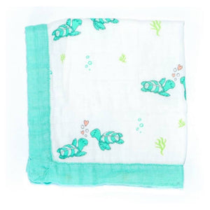Honu Honi Turtle Hawaiian Bamboo and Cotton blend Quilt